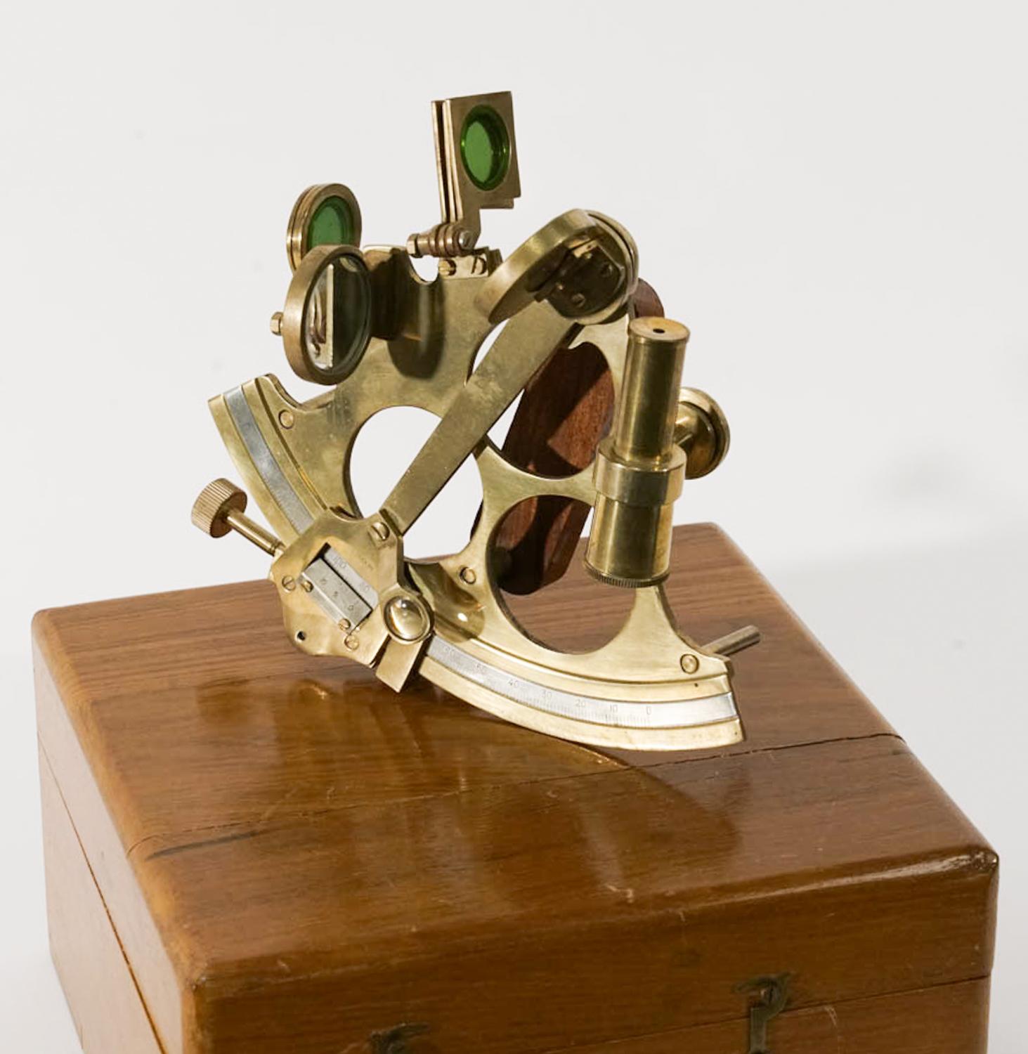 Igavel Auctions Stanley London Brass Sextant And Box Lc1a