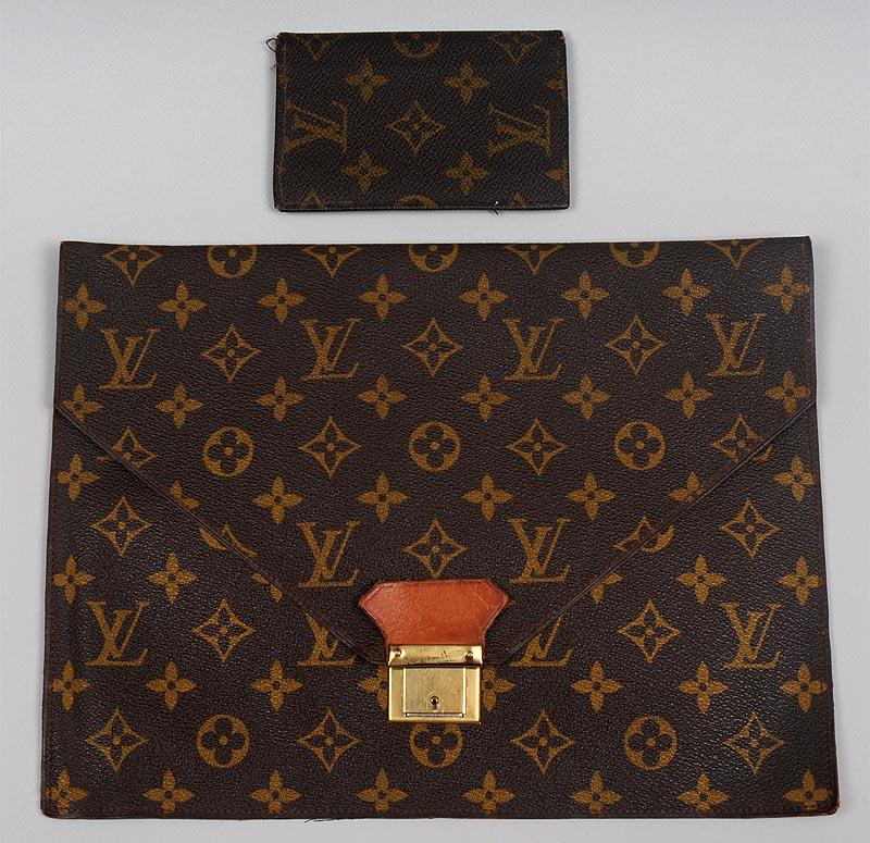 iGavel Auctions: Group of (2) Louis Vuitton leather accessories. FR3SH