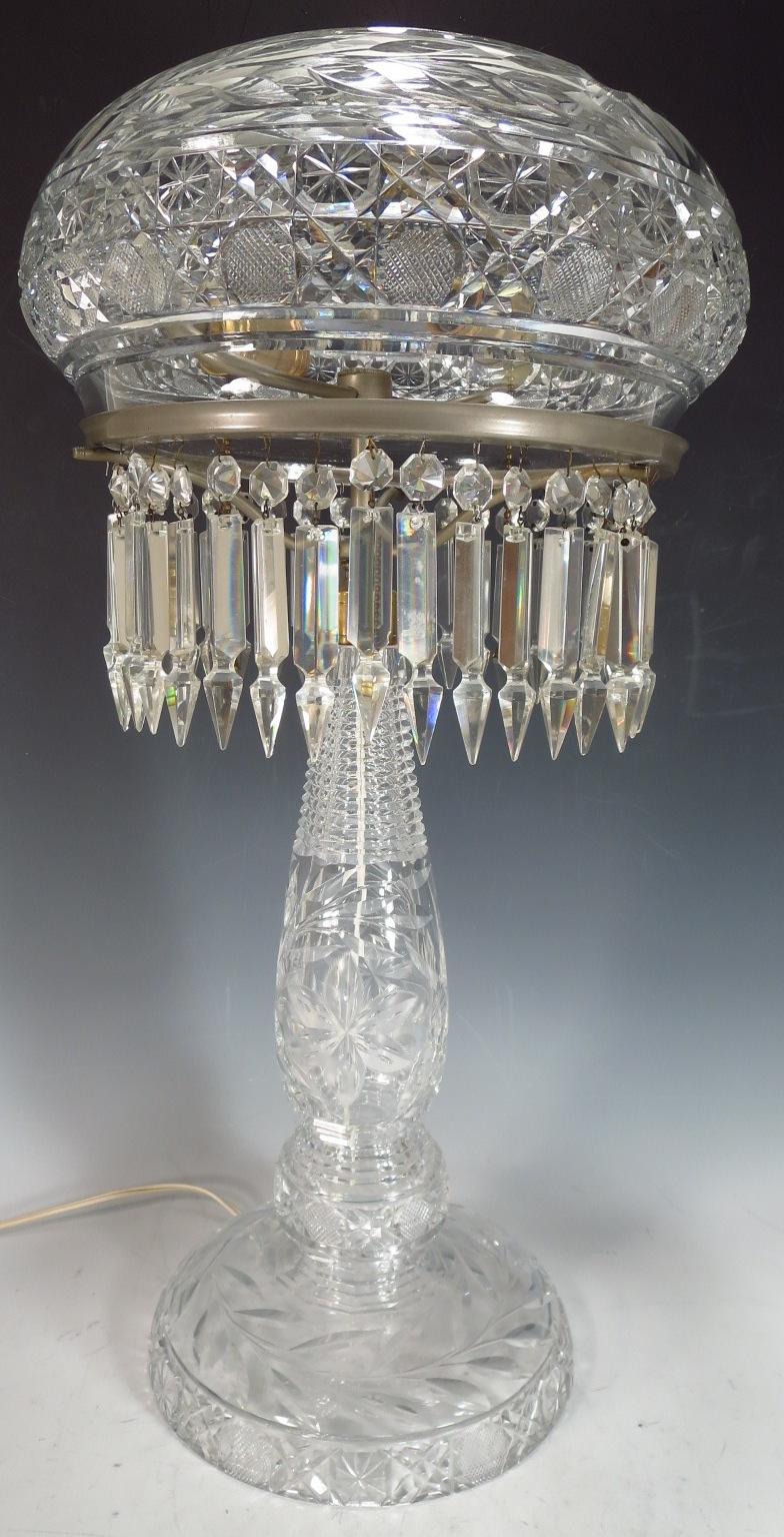 iGavel Auctions: Cut Crystal Mushroom Lamp with Dome Top and Crystal