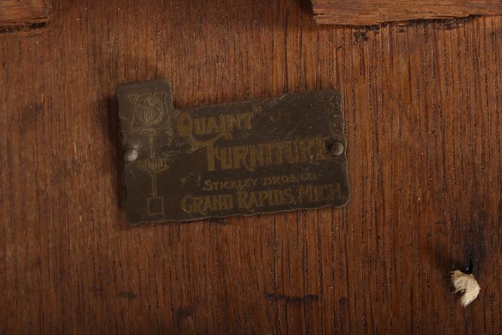 iGavel Auctions: L.& J.G. Stickley Oak Desk, American, C. 1910, Quaint